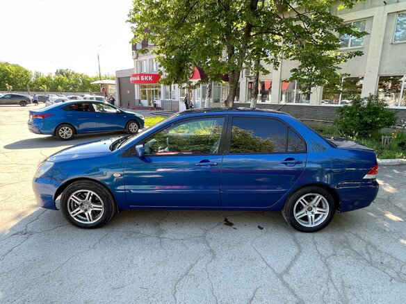 2005 Mitsubishi Lancer IX Рестайлинг, синий, 320000 рублей - вид 3
