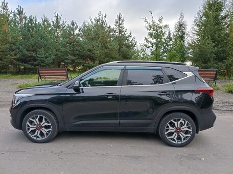 2020 Kia Seltos I, чёрный, 2100000 рублей, вид 5