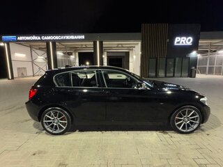 2014 BMW 1 серии 116i II (F20/F21), чёрный, 1230000 рублей, вид 5