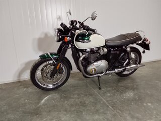 2018 Triumph Bonneville T120, белый, 959000 рублей, вид 2
