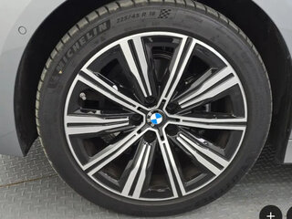 2025 BMW 3 серии 320i VII (G2x) Рестайлинг 2, серебристый, 4275966 рублей, вид 5