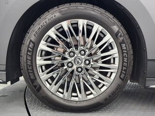 2025 Lexus LM 500h II, чёрный, 18770700 рублей, вид 5