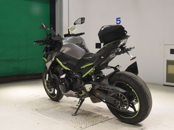 2020 Kawasaki Z 900, чёрный, 860000 рублей - вид 5