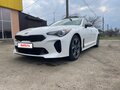 2020 Kia Stinger I, белый, 2450000 рублей