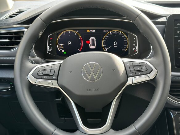 2025 Volkswagen Tharu XR 300 TSI, белый, 2280000 рублей - вид 10
