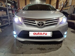 2012 Toyota Avensis III Рестайлинг, серебристый, 1210000 рублей, вид 2