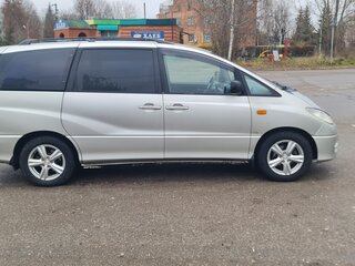 2002 Toyota Previa II (XR30, XR40), серебристый, 800000 рублей, вид 4