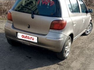 2004 Toyota Yaris I Рестайлинг, серый, 420000 рублей, вид 2