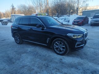 2019 BMW X5 30d IV (G05/G18), чёрный, 5300000 рублей, вид 3