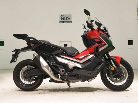 2020 Honda X-ADV, красный, 833000 рублей, вид 2