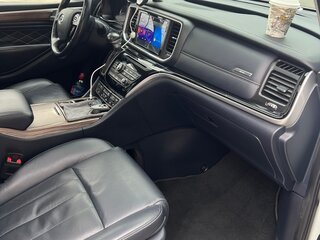 2021 GAC GN8 I, белый, 2000000 рублей, вид 4