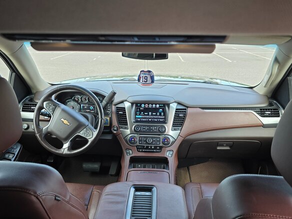 2016 Chevrolet Tahoe IV, чёрный, 3350000 рублей - вид 16