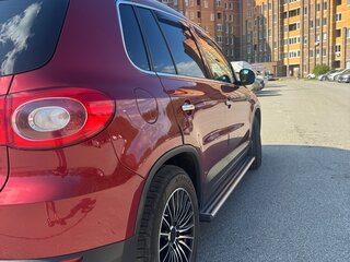 2011 Volkswagen Tiguan I, красный, 1200000 рублей, вид 3