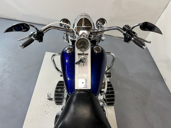 2007 Harley-Davidson Road King, синий, 510000 рублей - вид 25