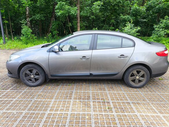 2013 Renault Fluence I Рестайлинг, серый, 900000 рублей - вид 9