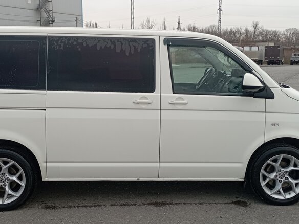 2008 Volkswagen Transporter, белый, 1600000 рублей - вид 4