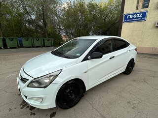 2016 Hyundai Solaris I Рестайлинг, белый, 500000 рублей, вид 1