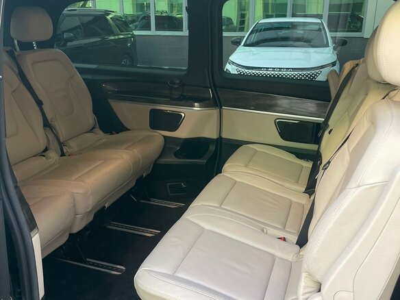 2021 Mercedes-Benz EQV Long 300 длинный I, чёрный, 9000000 рублей - вид 7
