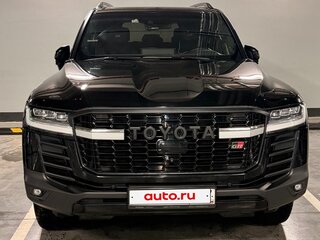 2021 Toyota Land Cruiser 300 Series, чёрный, 9300000 рублей, вид 3