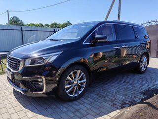 2018 Kia Carnival III, чёрный, 2850000 рублей, вид 3