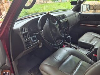 1999 Nissan Patrol V (Y61), красный, 1750000 рублей, вид 4