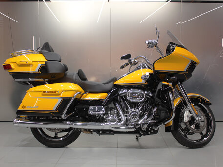 2022 Harley-Davidson CVO Road Glide, жёлтый, 5407633 рублей, вид 2