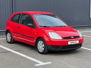 2005 Ford Fiesta Mk5, красный, 385000 рублей, вид 3