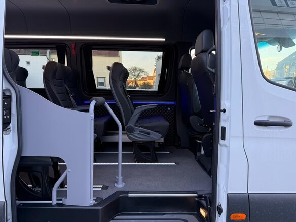 2026 Mercedes-Benz Sprinter, белый - вид 7