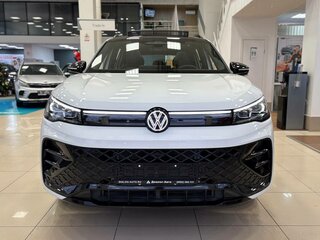 2025 Volkswagen Tiguan L Pro III (China Market), белый, 4990000 рублей, вид 2