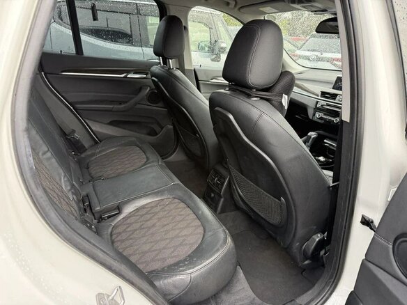2016 BMW X1 18i sDrive II (F48), белый, 1500000 рублей - вид 13
