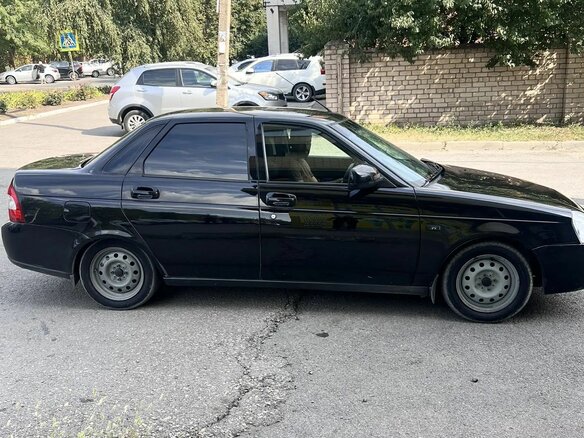 2015 Lada (ВАЗ) Priora I Рестайлинг, чёрный, 615000 рублей - вид 3