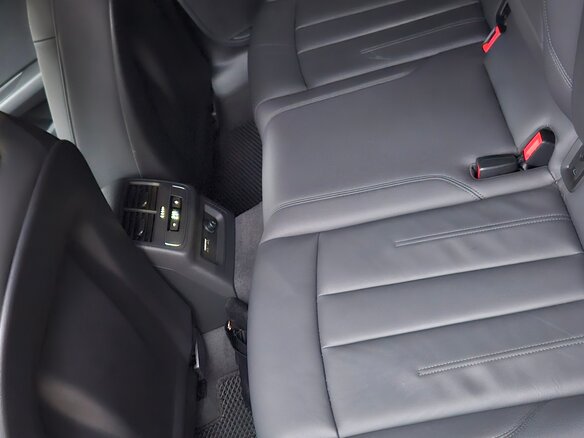 2022 Audi A4 35 TFSI V (B9) Рестайлинг, чёрный - вид 15