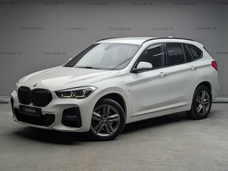 2021 BMW X1 20i xDrive II (F48) Рестайлинг, белый, 3335000 рублей, вид 1