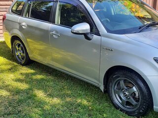2014 Toyota Corolla Fielder XI (E160, E170, E180), серый, 1130000 рублей, вид 2