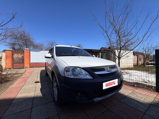 2017 Lada (ВАЗ) Largus Cross I, белый, 900000 рублей, вид 2