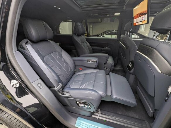 2026 Zeekr 9X 70 kWh, чёрный, 12964940 рублей - вид 12