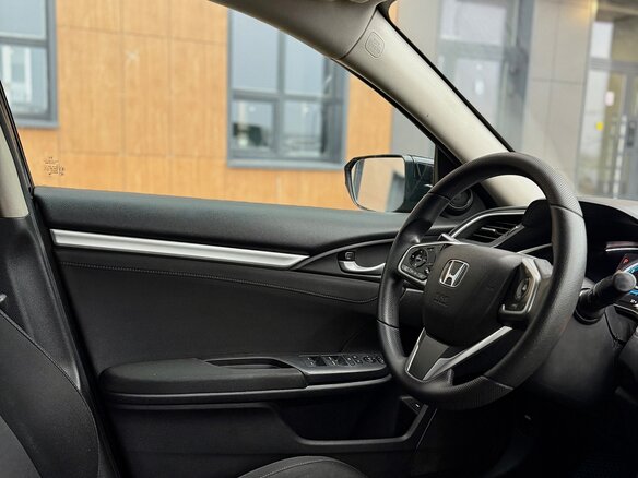 2015 Honda Civic X, чёрный, 950000 рублей - вид 7