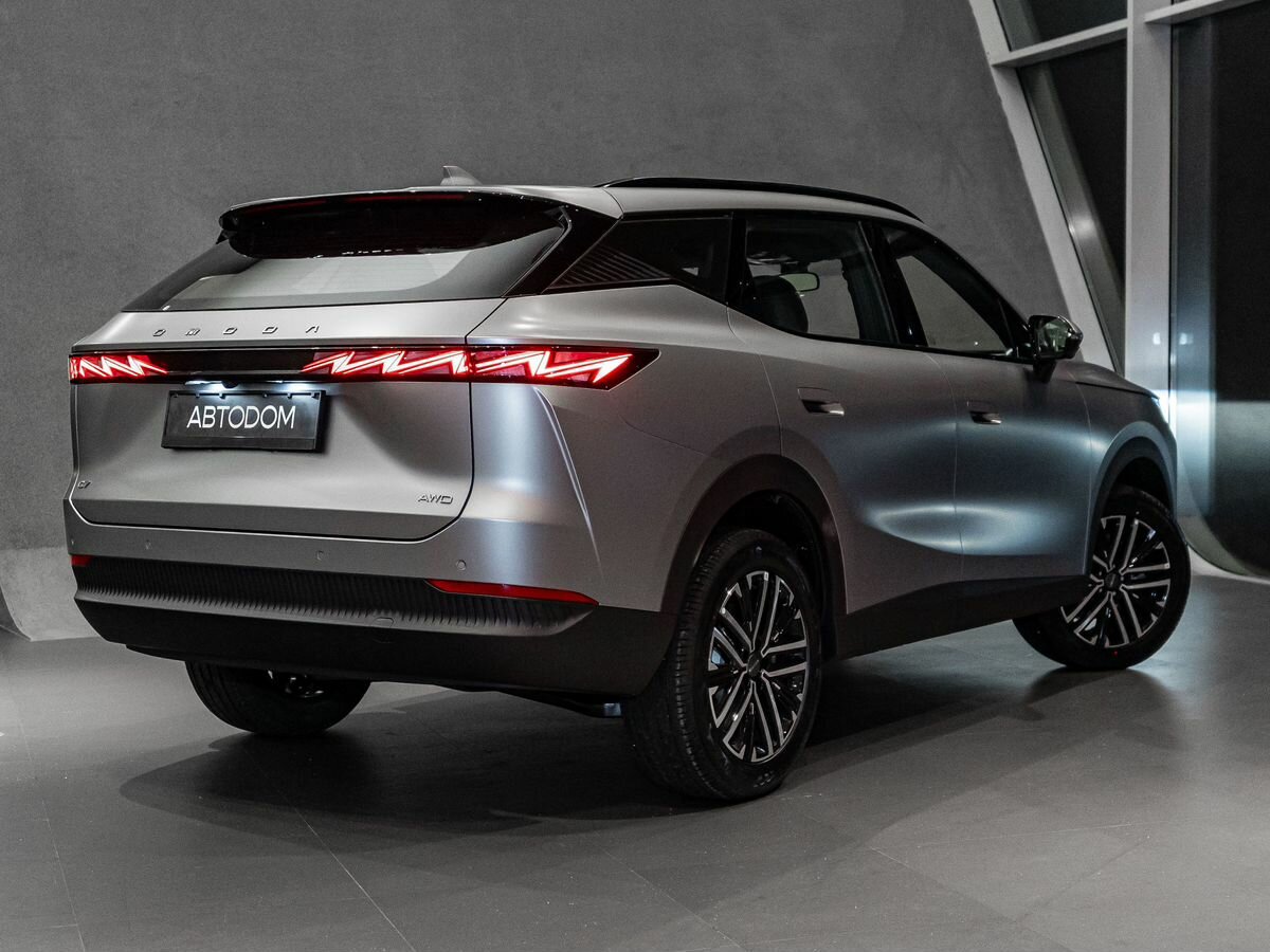 Открыть фотографии: Omoda C7