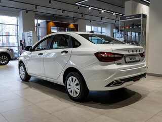 2026 Lada (ВАЗ) Vesta I Рестайлинг (NG), белый, 1581000 рублей, вид 5