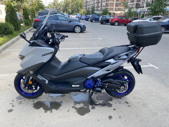 2020 Yamaha TMAX, серый, 999999 рублей - вид 19