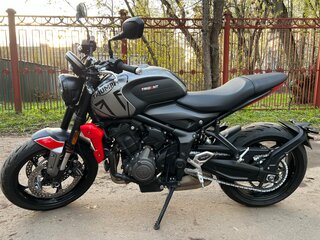 2022 Triumph Trident 660, чёрный, 775000 рублей, вид 2