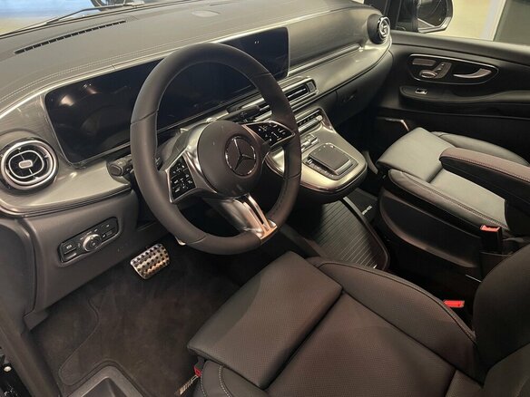 2024 Mercedes-Benz V-Класс Extra Long 300 d экстра длинный III (W447) Рестайлинг 2, чёрный, 18500000 рублей - вид 10