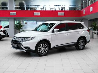 2017 Mitsubishi Outlander III Рестайлинг 2, белый, 1550000 рублей, вид 1