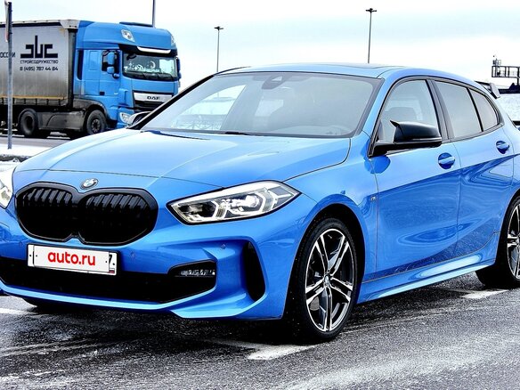 2020 BMW 1 серии 118d III (F40), синий, 3050000 рублей - вид 3