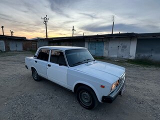 2005 Lada (ВАЗ) 2107, белый, 110000 рублей, вид 1