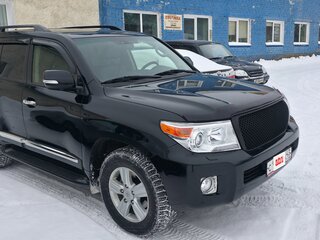 2013 Toyota Land Cruiser 200 Series Рестайлинг 1, чёрный, 4450000 рублей, вид 3