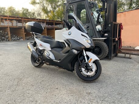 2018 BMW C 650 Sport, белый, 900000 рублей, вид 4