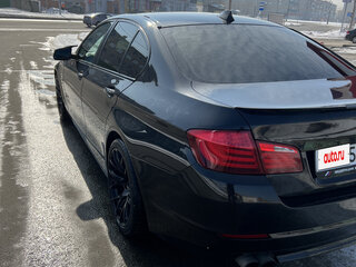 2012 BMW 5 серии 520i VI (F10/F11/F07), чёрный, 1600000 рублей, вид 4