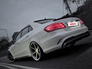 2014 Mercedes-Benz E-Класс AMG 63 AMG S IV (W212, S212) Рестайлинг, белый, 11000000 рублей, вид 3