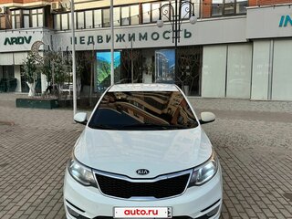 2016 Kia Rio III Рестайлинг, белый, 595000 рублей, вид 2